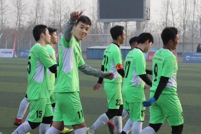 国米出价3000万欧求购琼斯，球员已提出转会申请